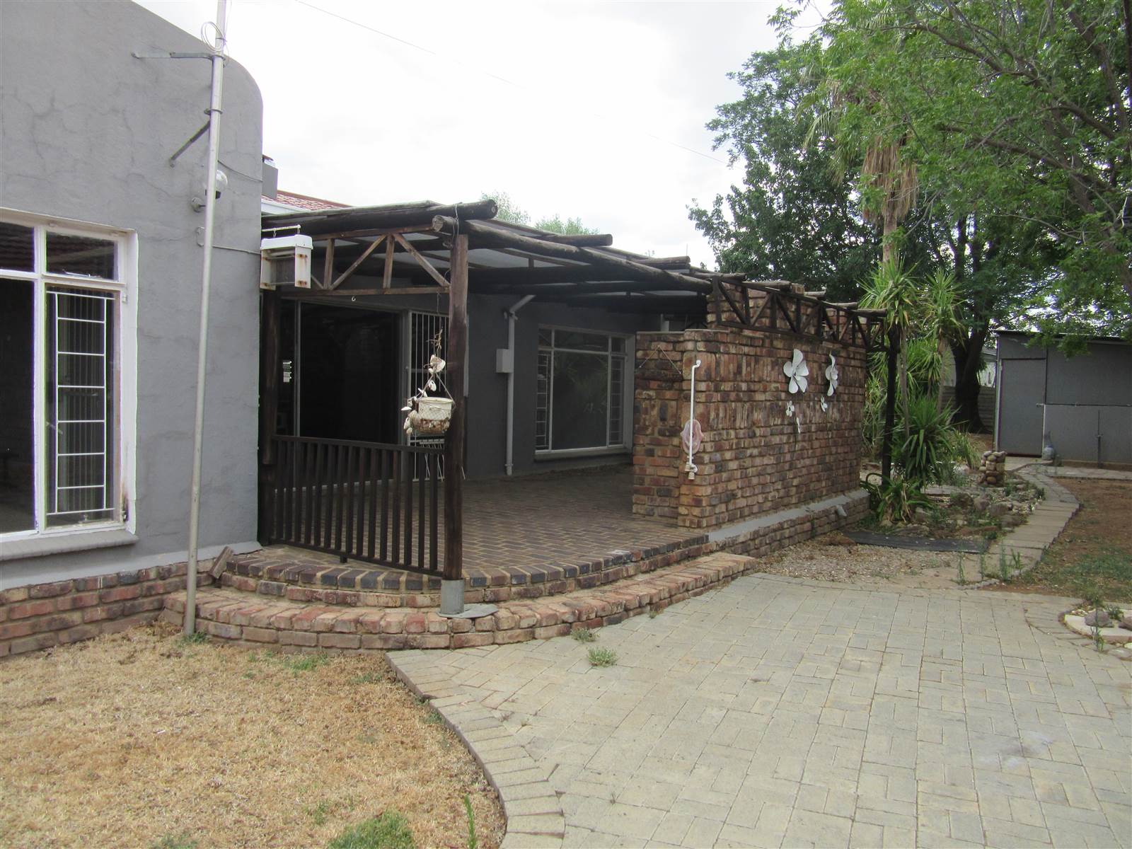 4 Bed House in Vryburg photo number 3