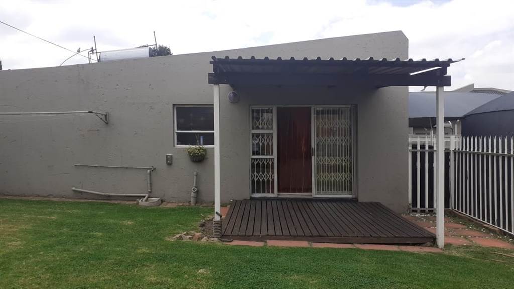 4 Bed House for sale in Elspark | T4576251 | Private Property