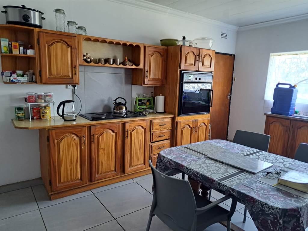 3 Bed House in Rensburg photo number 20