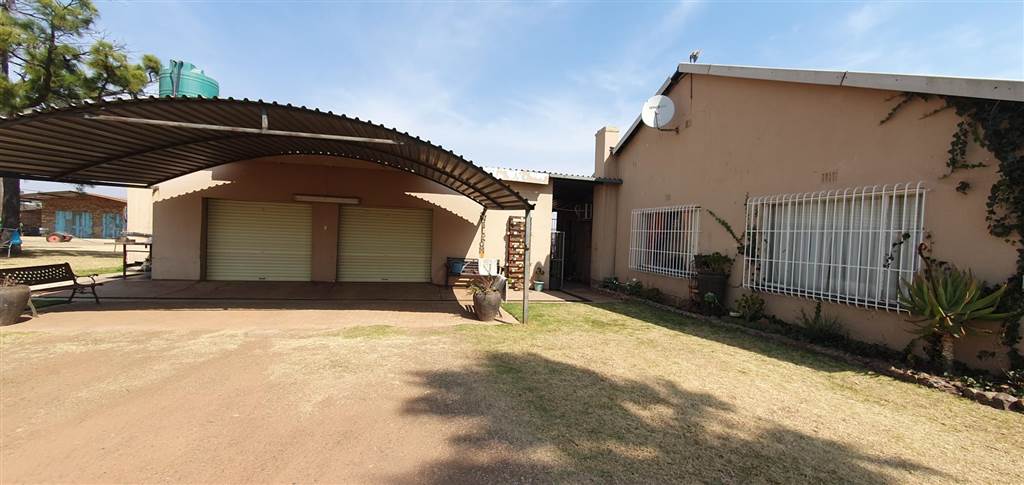 21.4 ha Farm in Witbank Central photo number 1
