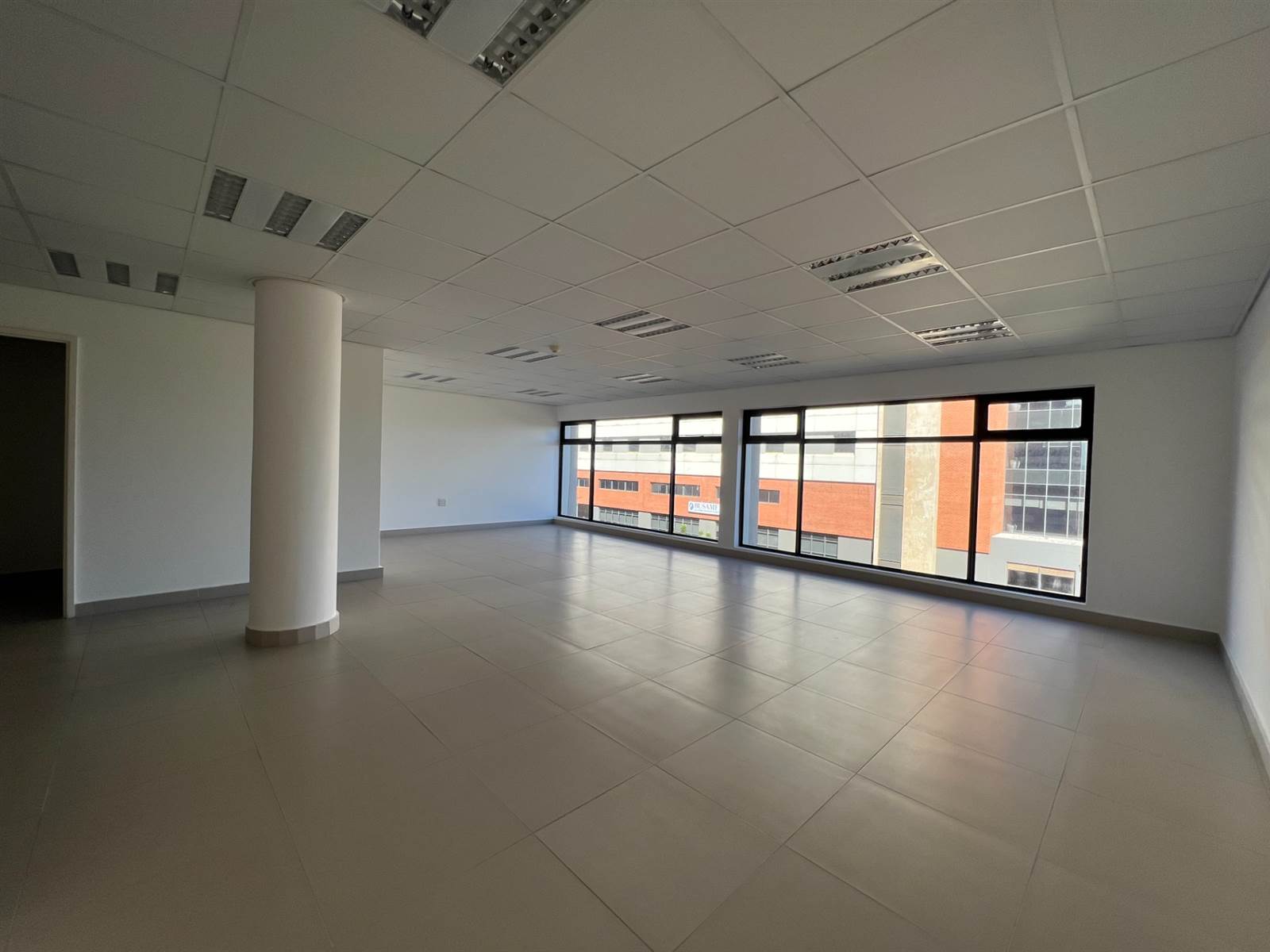 74.72  m² Commercial space in Umhlanga Ridge photo number 3