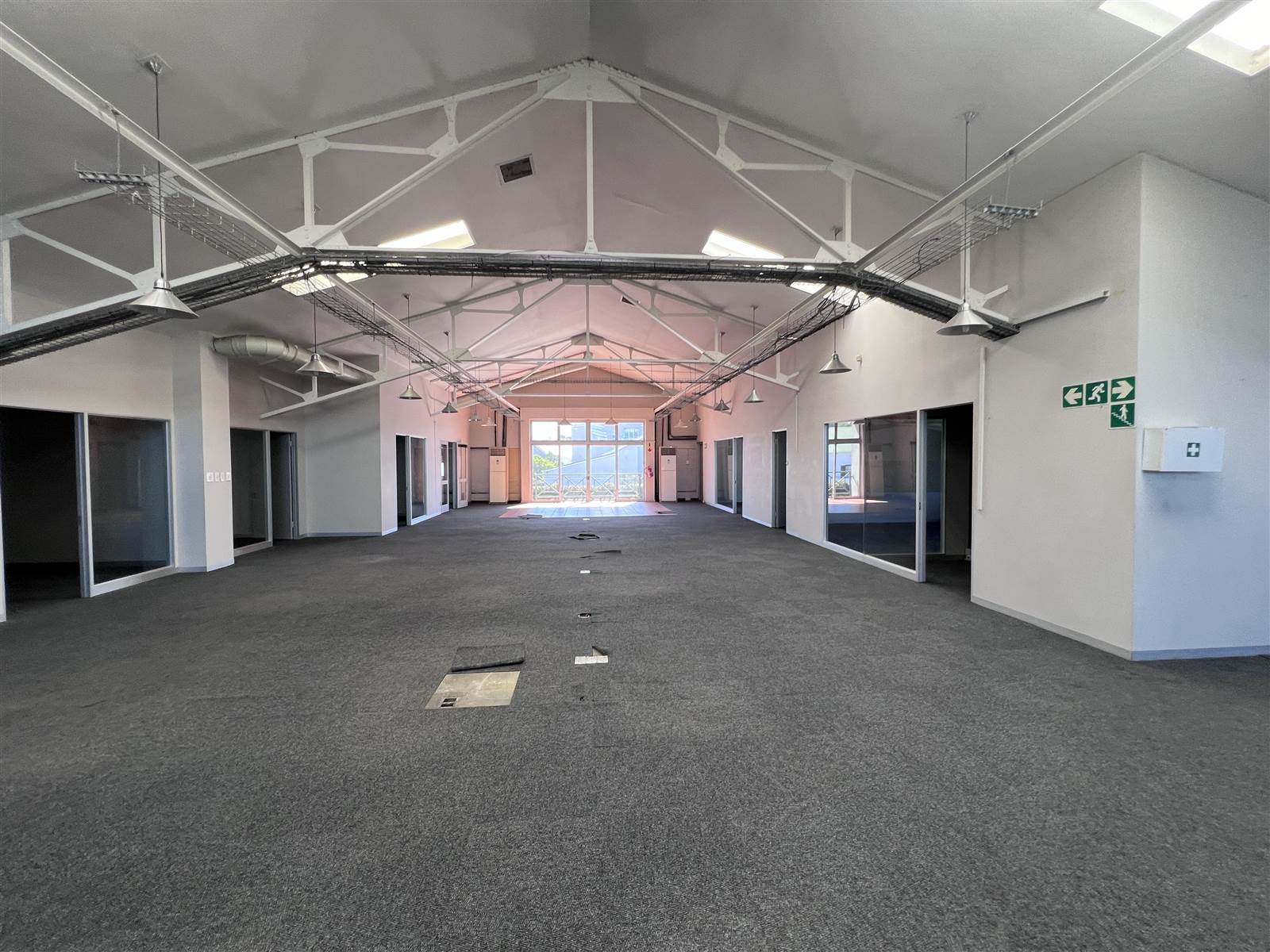 716  m² Commercial space in Observatory photo number 6