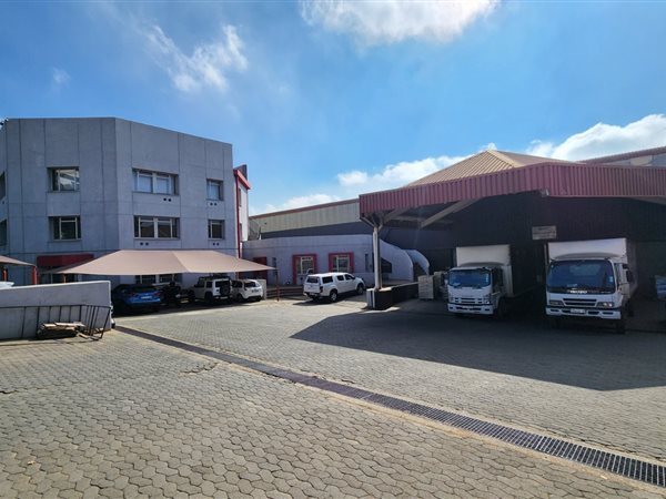 4 254  m² Industrial space