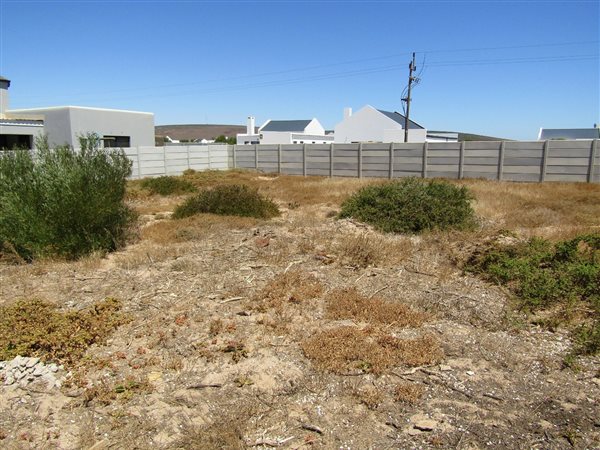 600 m² Land available in Britannia Bay