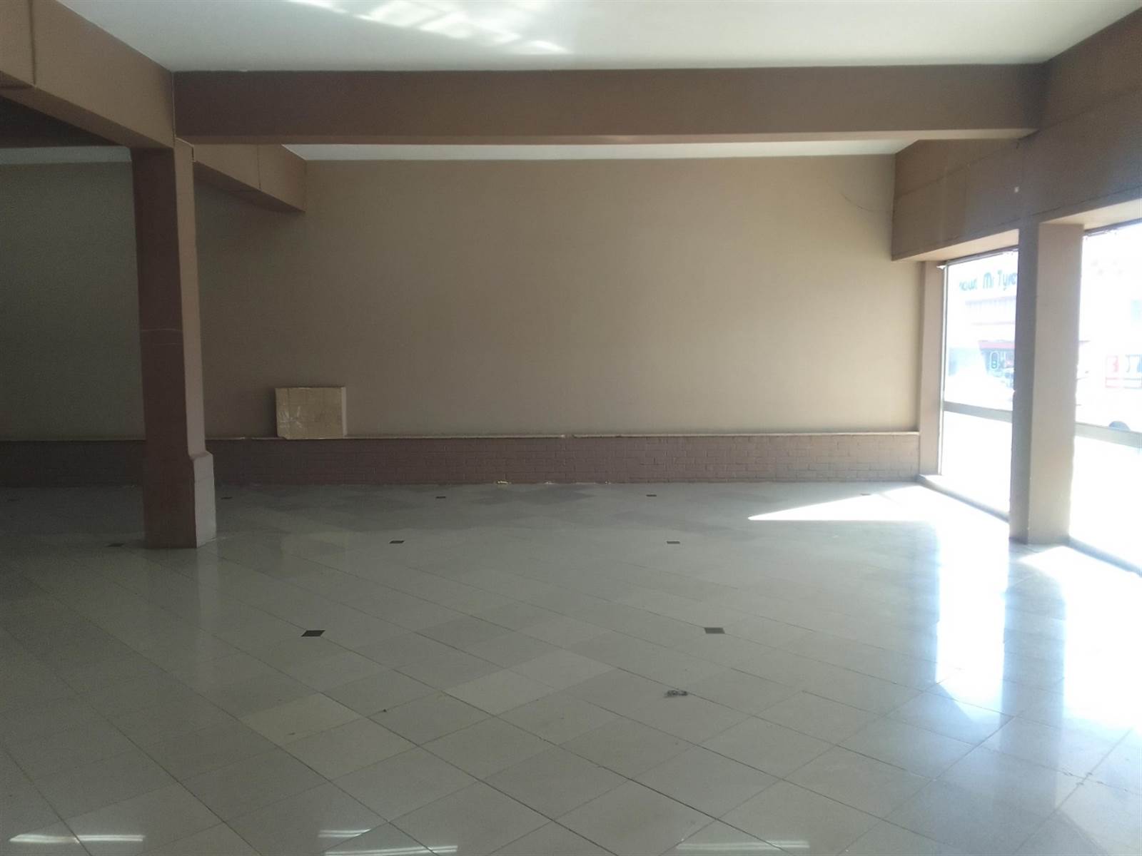 250  m² Commercial space in Pietermaritzburg Central photo number 5