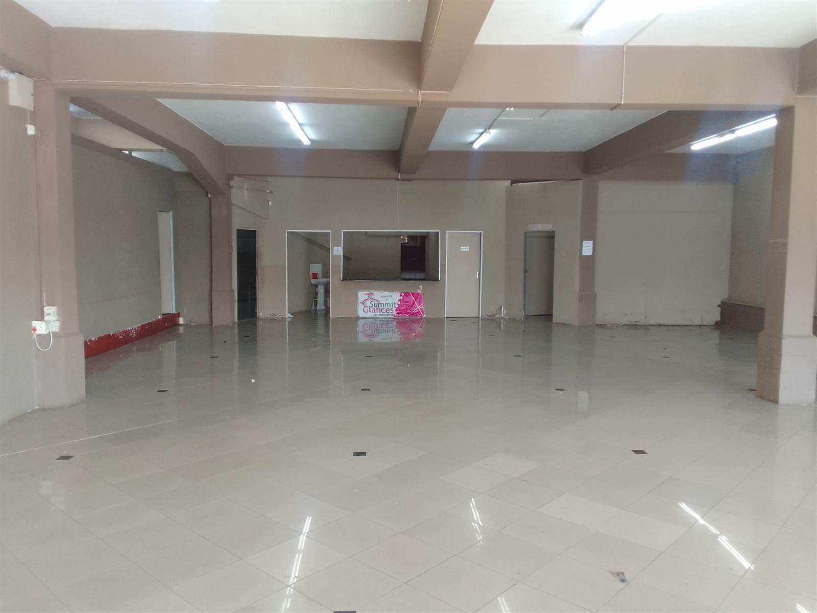 250  m² Commercial space in Pietermaritzburg Central photo number 4