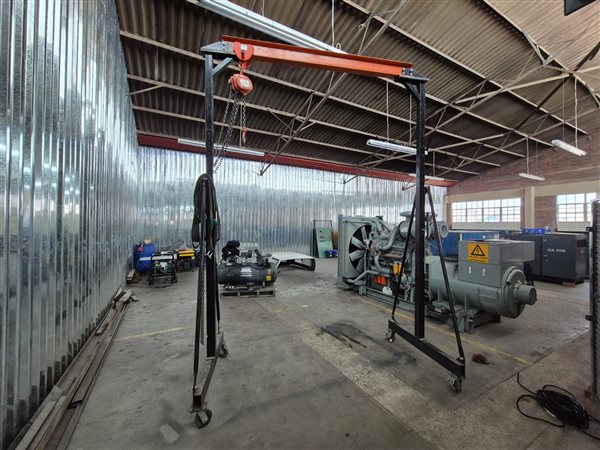 488  m² Industrial space