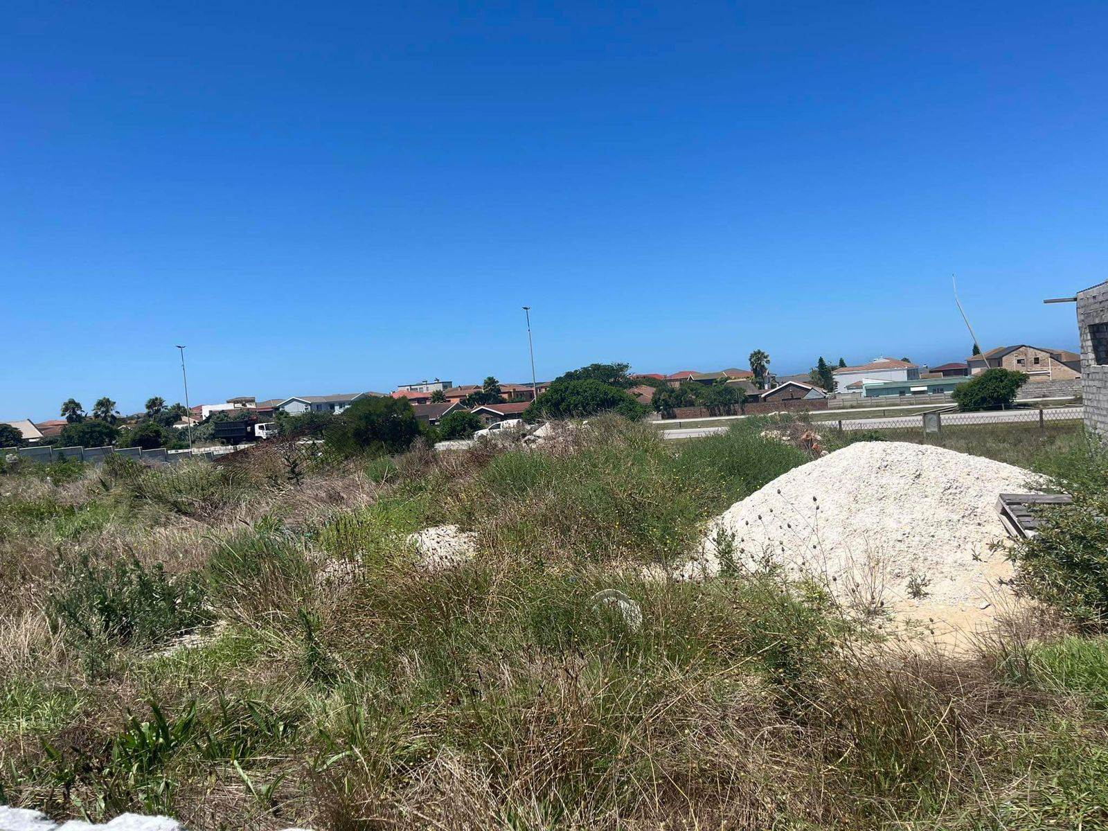 663 m² Land available in Bluewater Bay photo number 1
