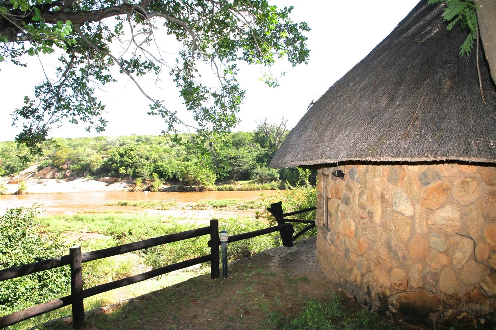 8 Bed House in Ndlovumzi photo number 30