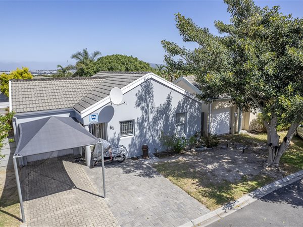 2 Bed House in Protea Heights