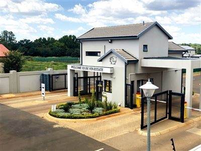 3 Bed Apartment in Raslouw photo number 1