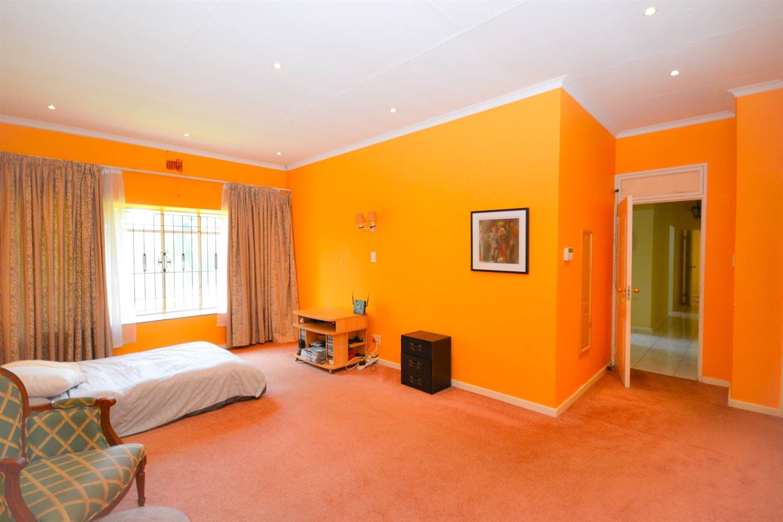 4 Bed House in Bryanston photo number 12