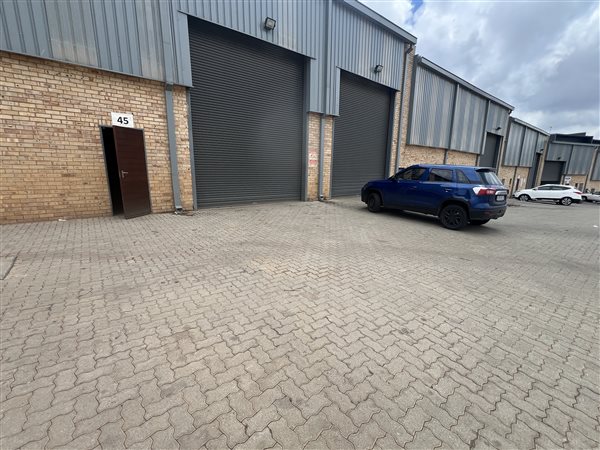 1 066  m² Industrial space