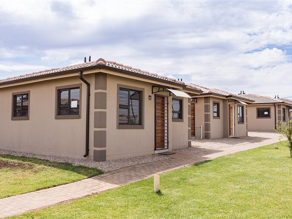 2 Bedroom House 2 Bedroom House