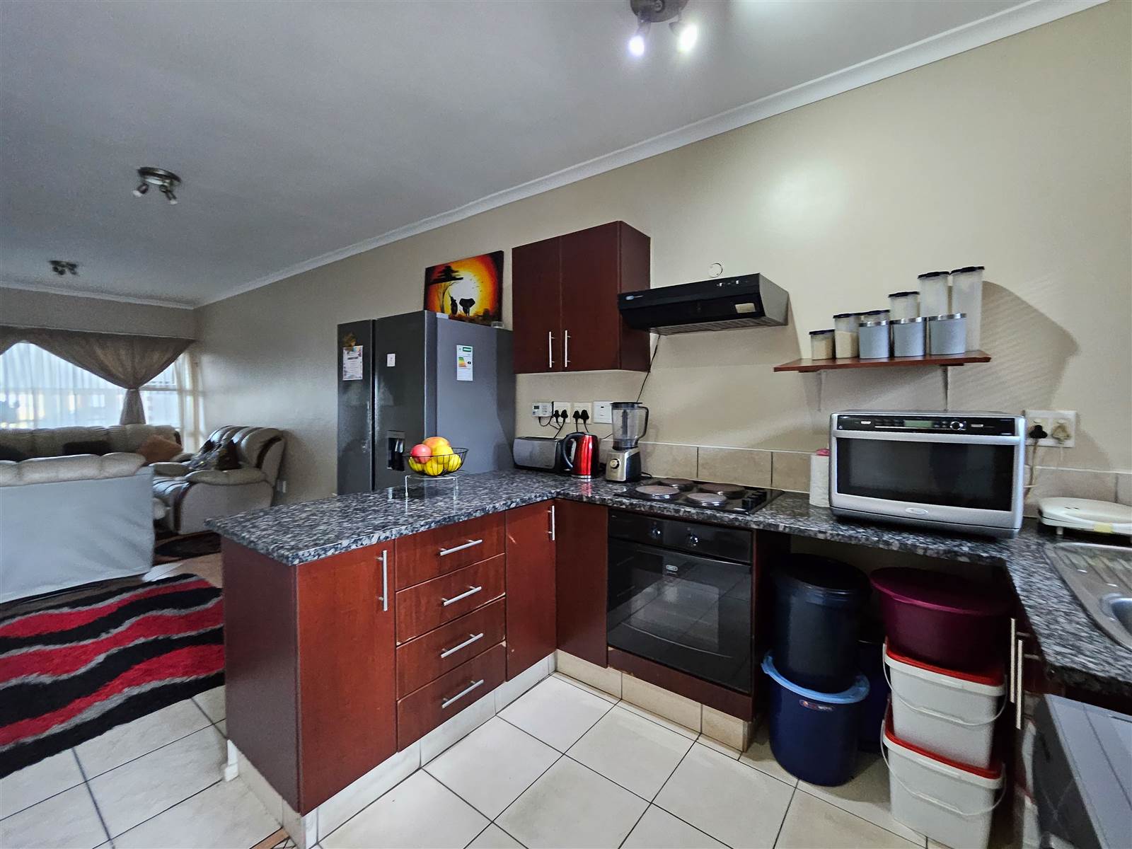 2 Bed Flat in Winklespruit photo number 4