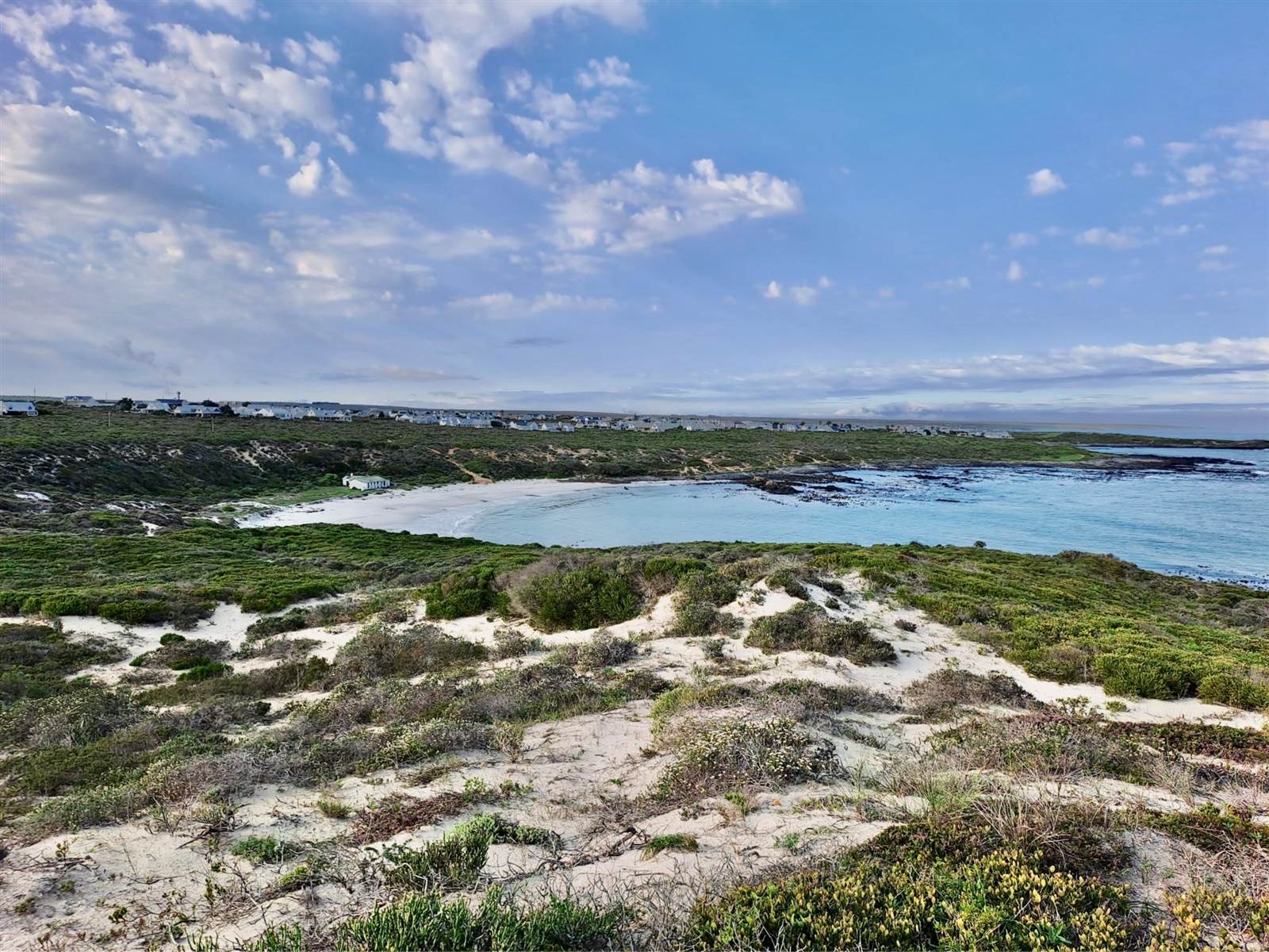800 m² Land available in Grotto Bay photo number 5