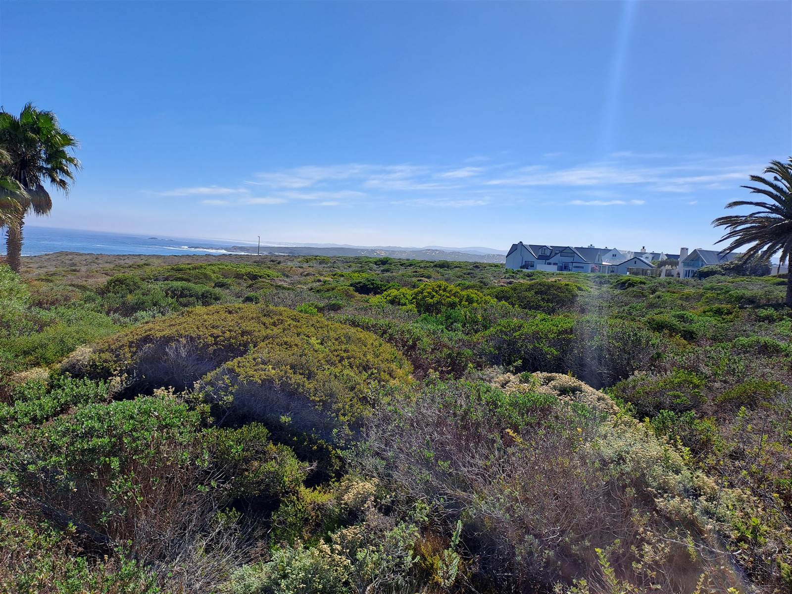 800 m² Land available in Grotto Bay photo number 4