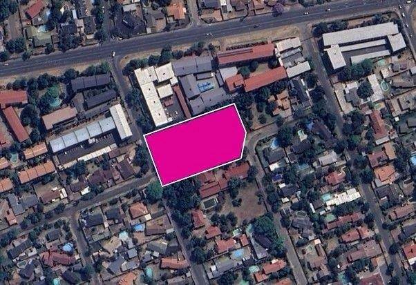4047 m² Land available in Eastleigh photo number 1