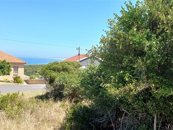 882 m² Land available in Dana Bay