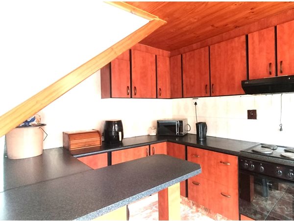 2 Bedroom House 2 Bedroom House