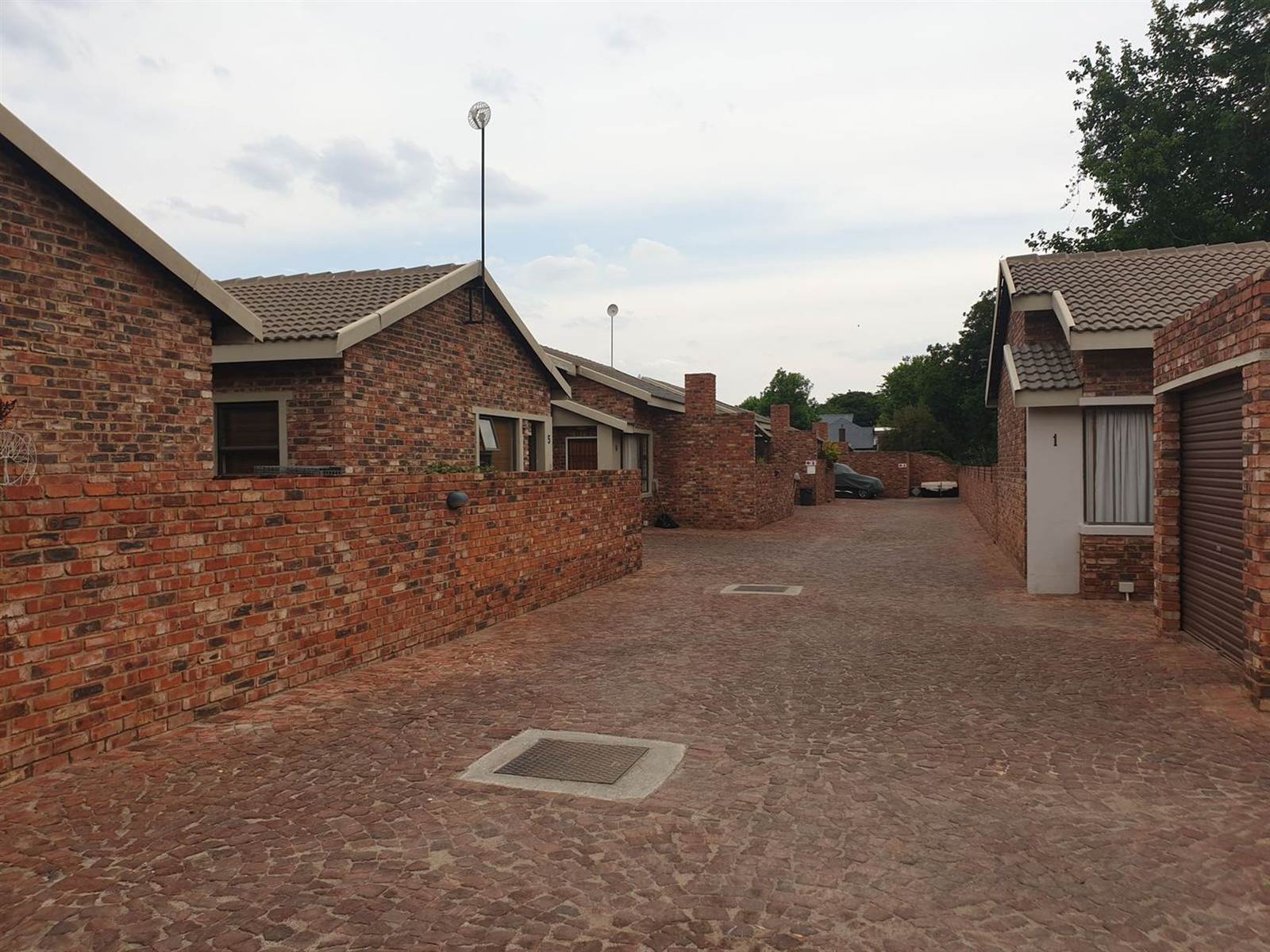 2 Bed House in Potchefstroom Central photo number 10
