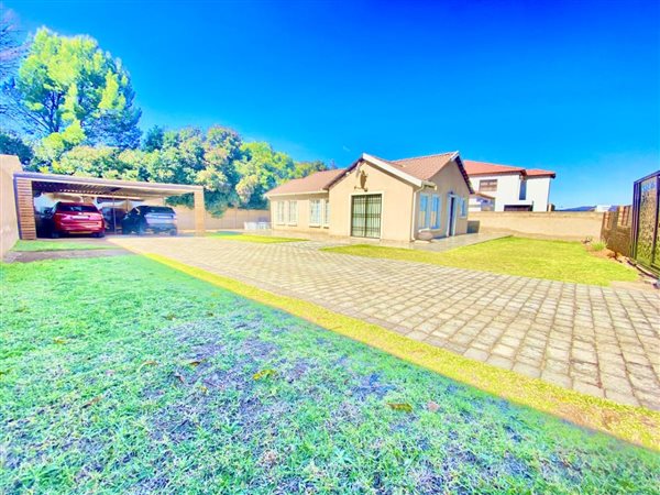 3 Bedroom House 3 Bedroom House