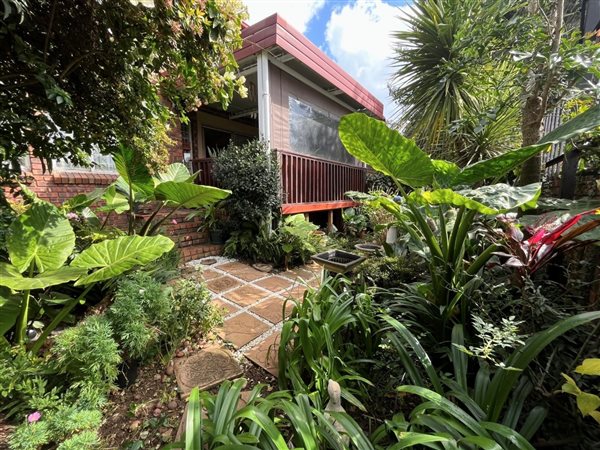 3 Bedroom Townhouse 3 Bedroom Townhouse