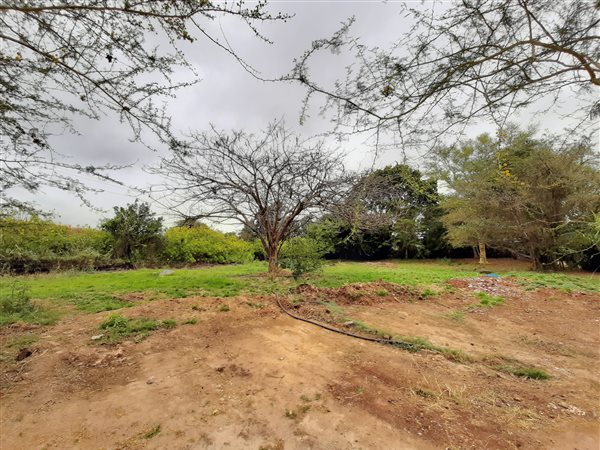 751 m² Land