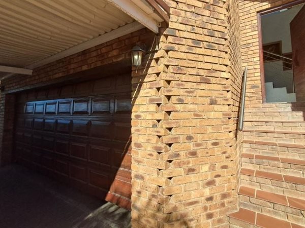 3 Bedroom House 3 Bedroom House