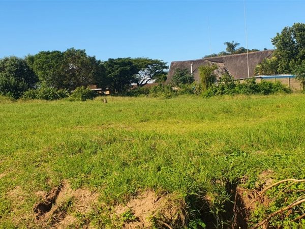 1 088 m² Land