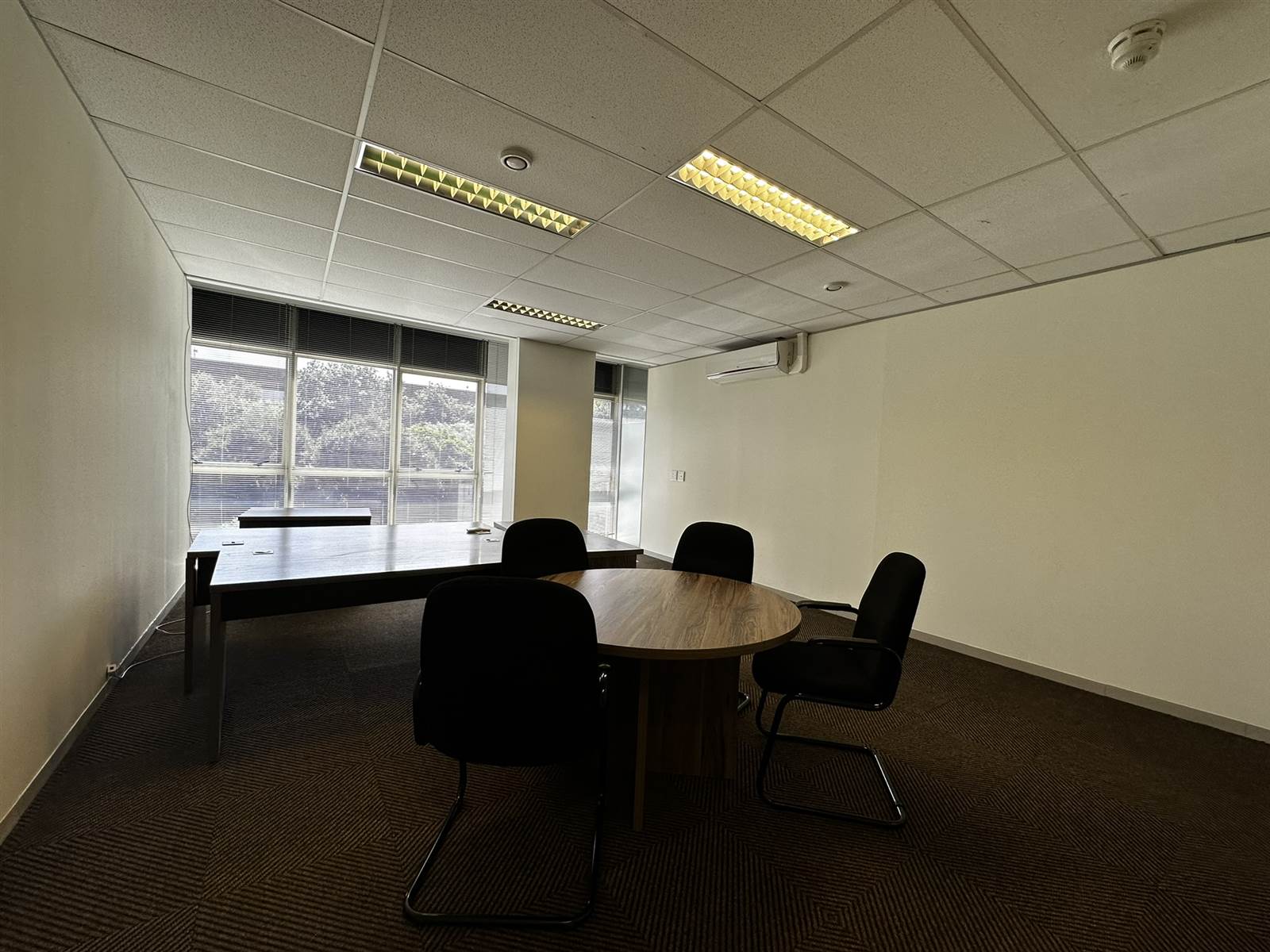 305  m² Commercial space in Bedfordview photo number 10