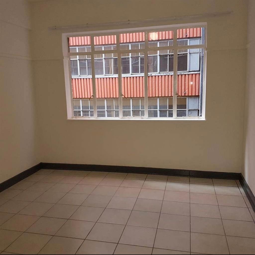 1000  m² Commercial space in Braamfontein photo number 5