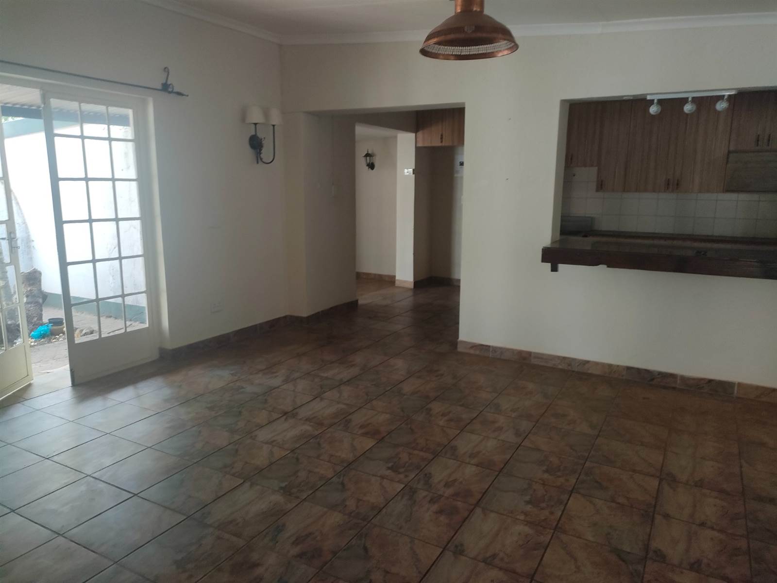 1.5 Bed House in Hartbeespoort Dam photo number 15