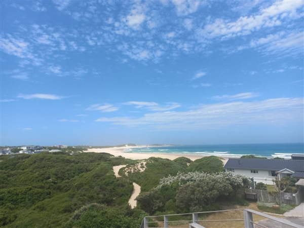 4 Bed House in Cape St Francis