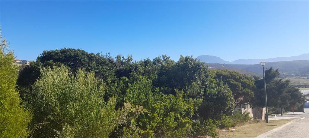 866 m² Land available in Great Brak River photo number 10