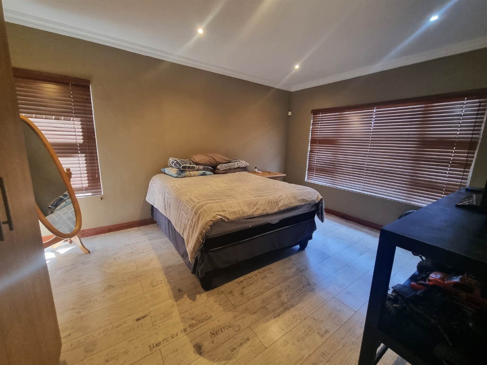 4 Bed House in Harrismith photo number 17