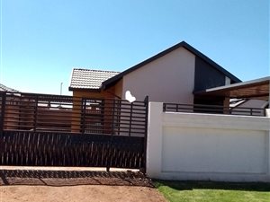3 Bed House in Klerksoord