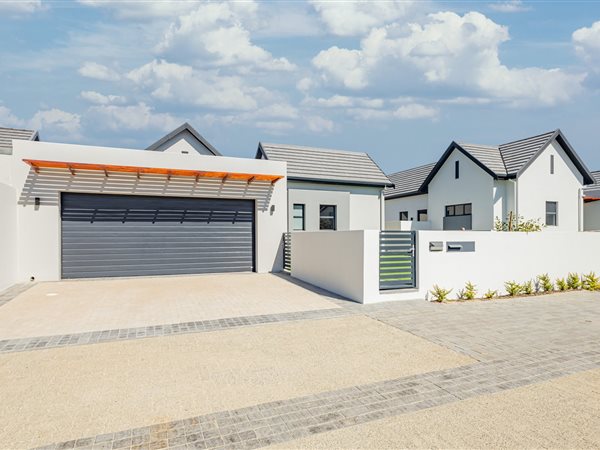 3 Bedroom House 3 Bedroom House