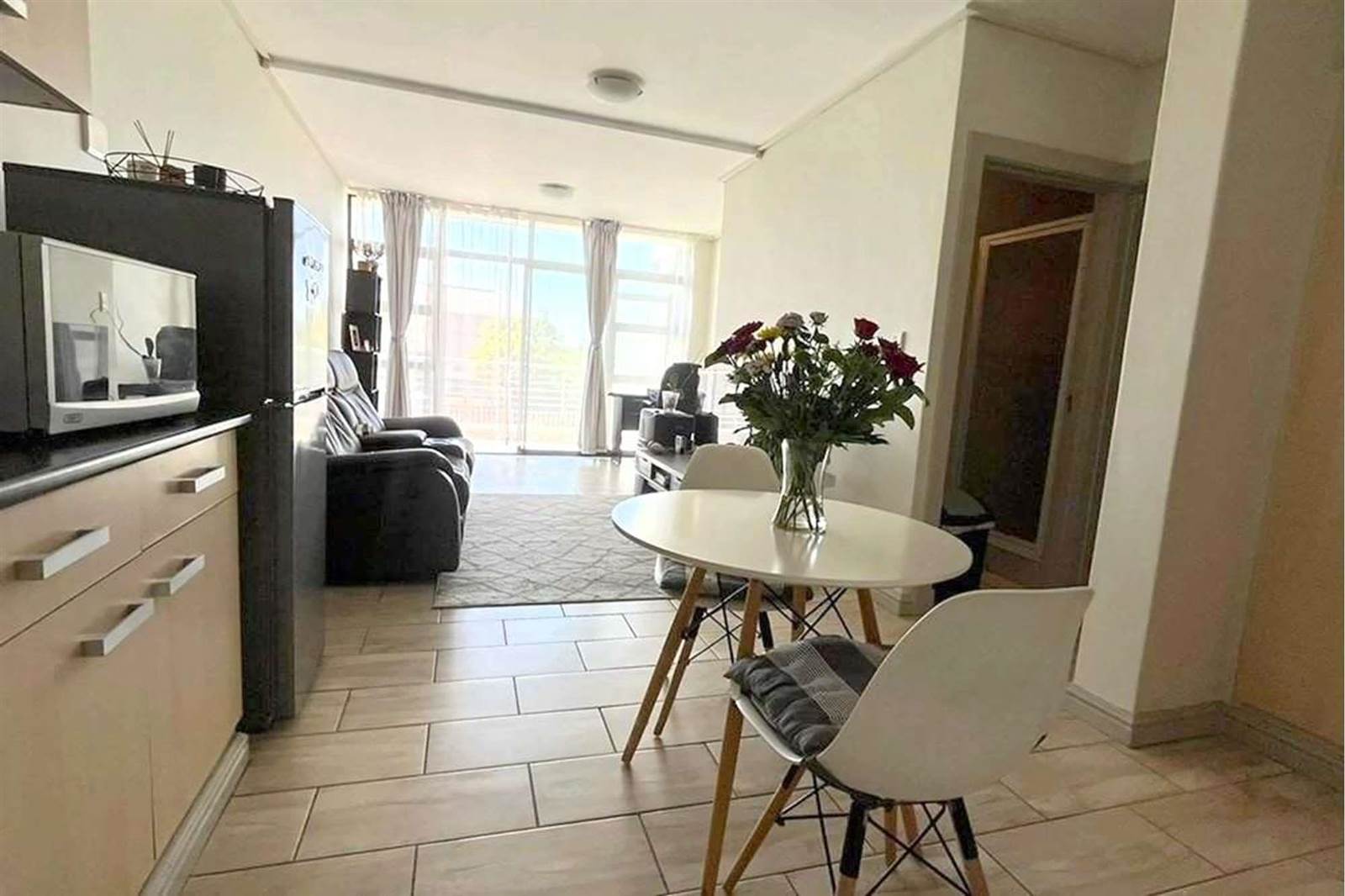 2 Bed Apartment in Royal Ascot photo number 20