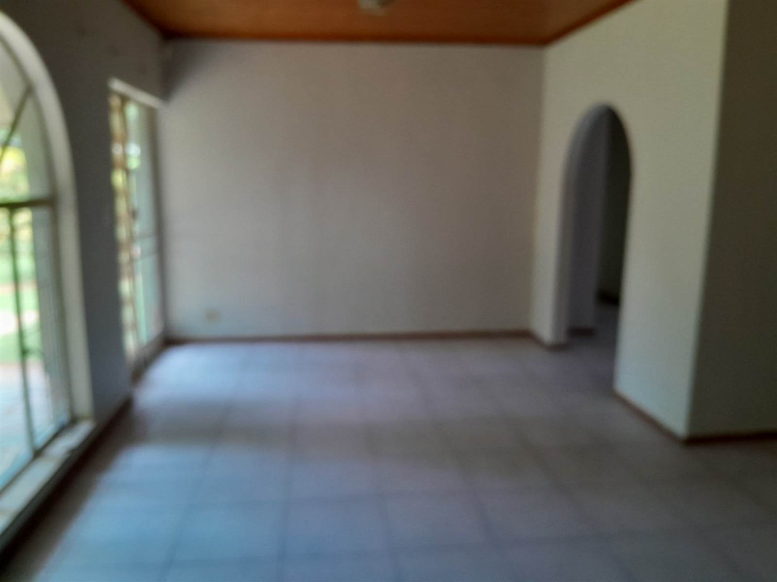 4 Bed House in Magalieskruin photo number 17