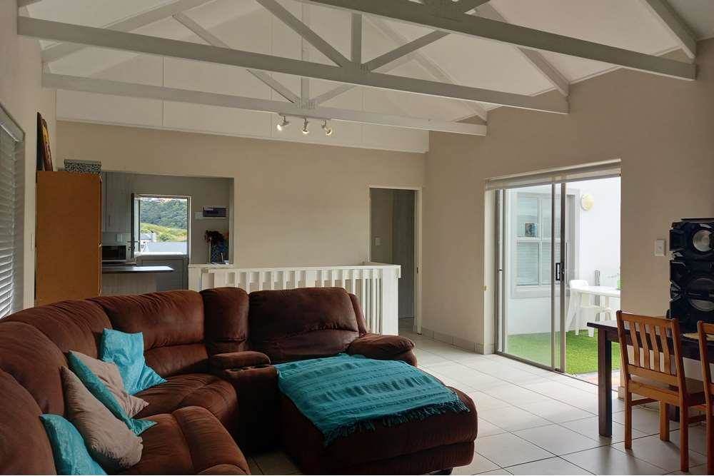 4 Bed House in Stilbaai photo number 5