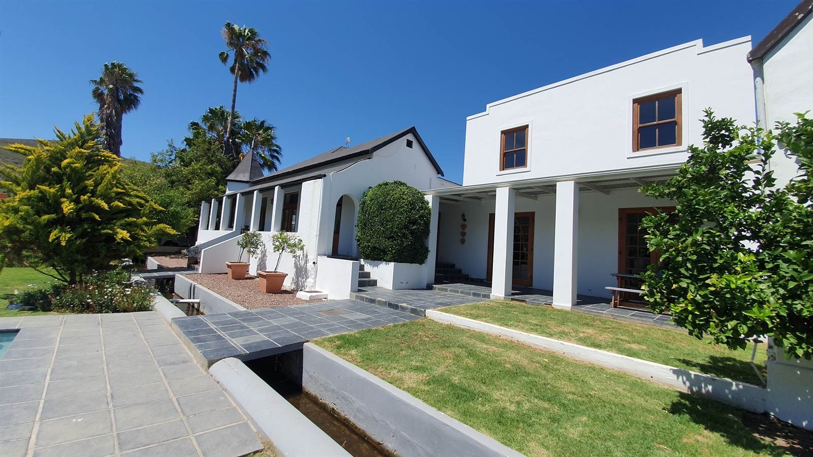 5 Bed House in Montagu photo number 4