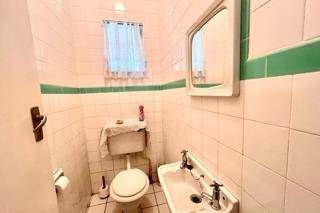 4 Bed House in Sydenham photo number 9