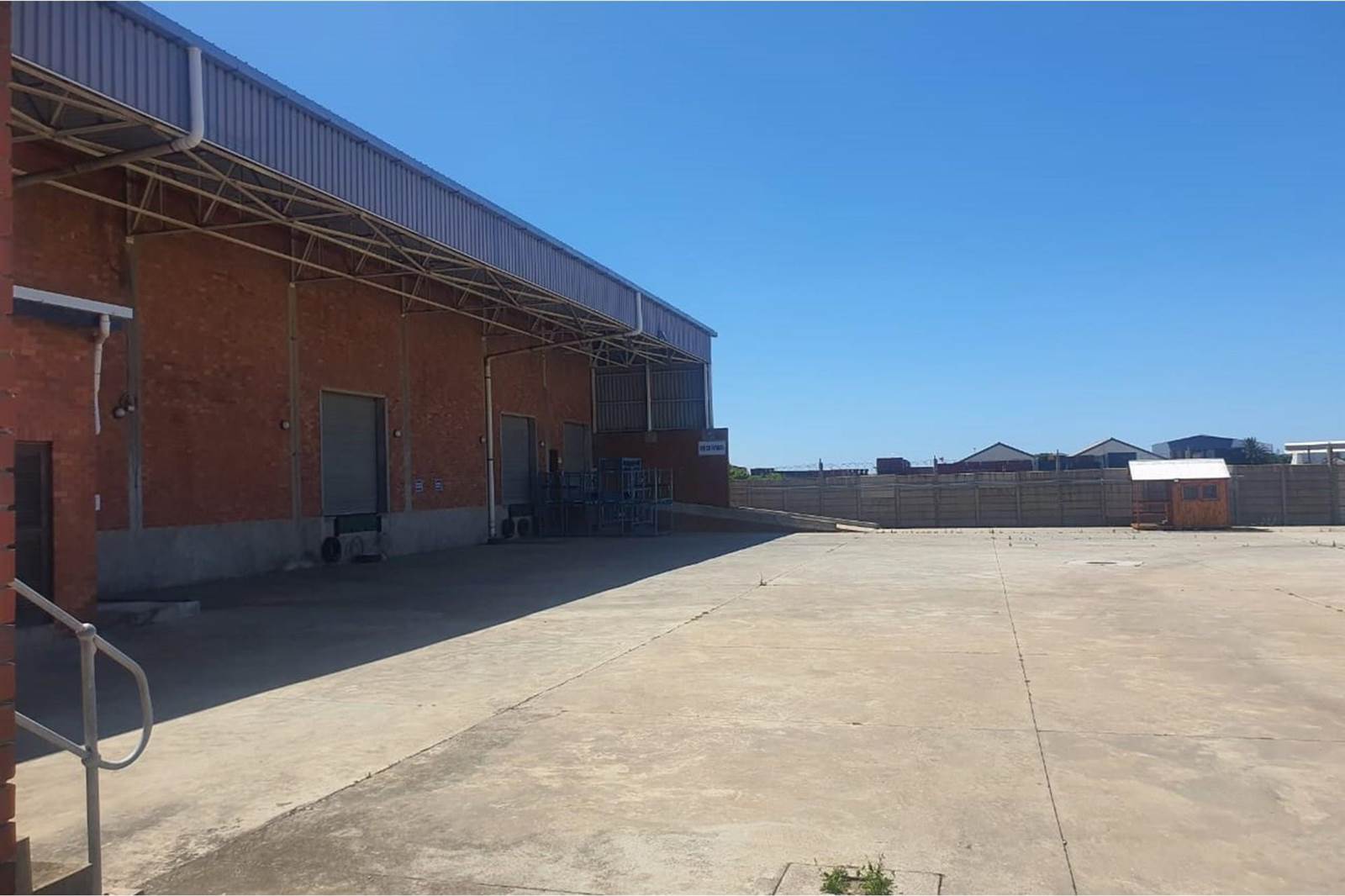 6400  m² Industrial space in Algoa Park photo number 27