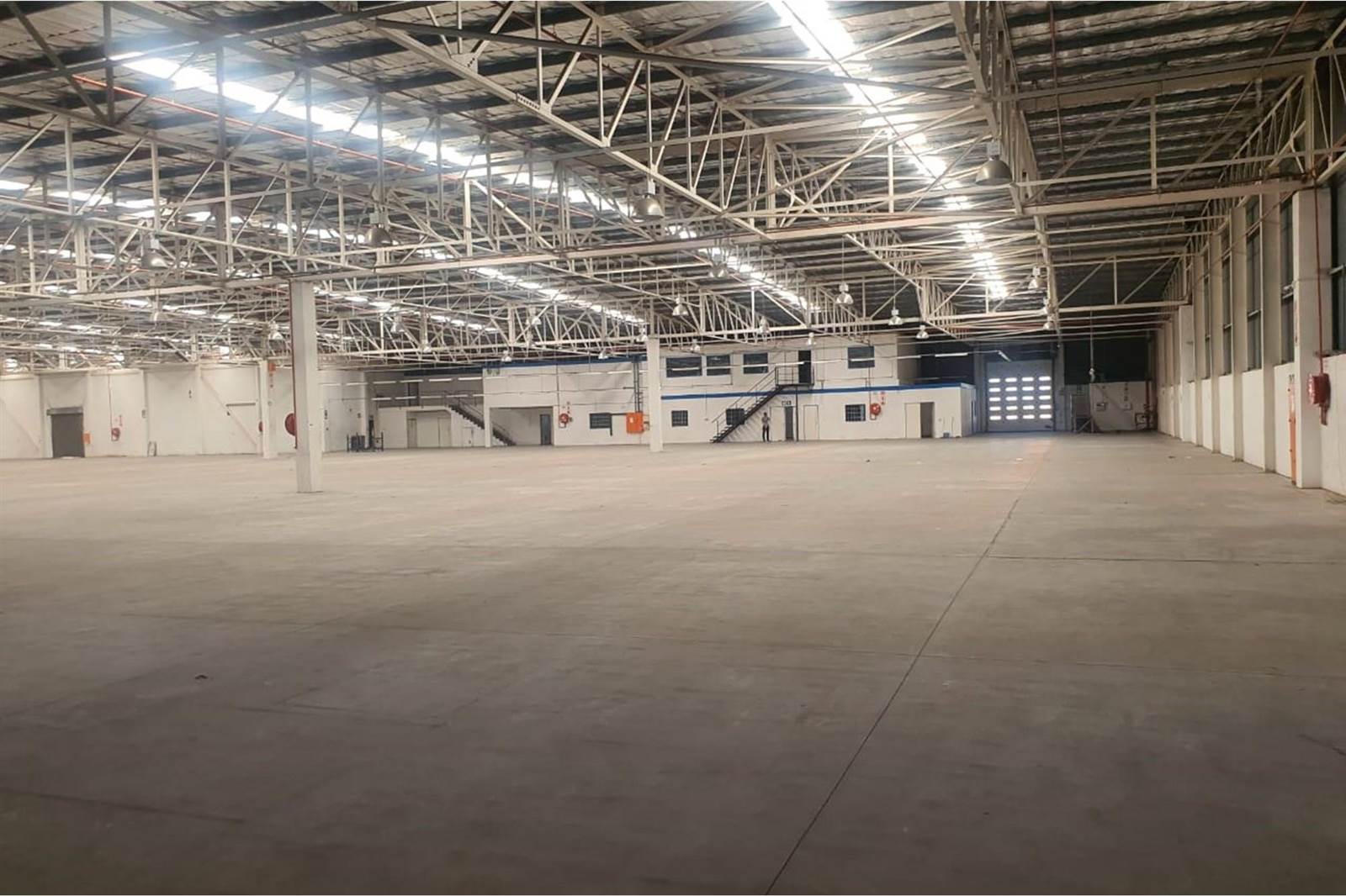 6400  m² Industrial space in Algoa Park photo number 13
