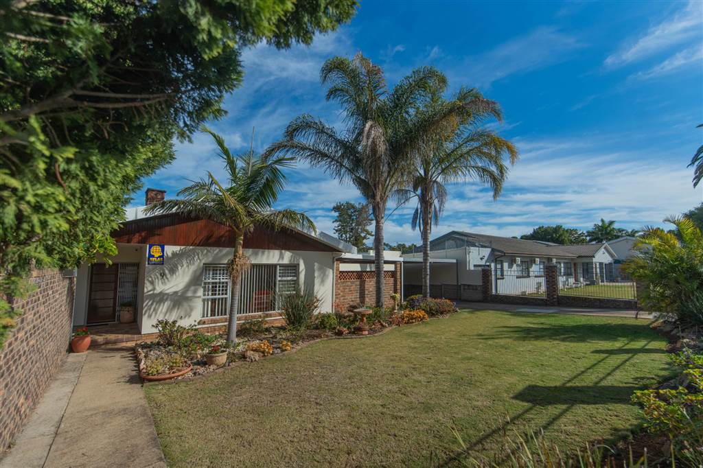 3 Bedroom House 3 Bedroom House