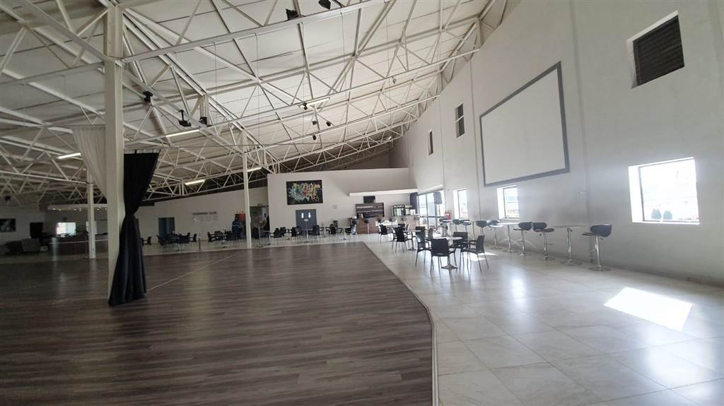 3800  m² Commercial space in Centurion CBD photo number 3