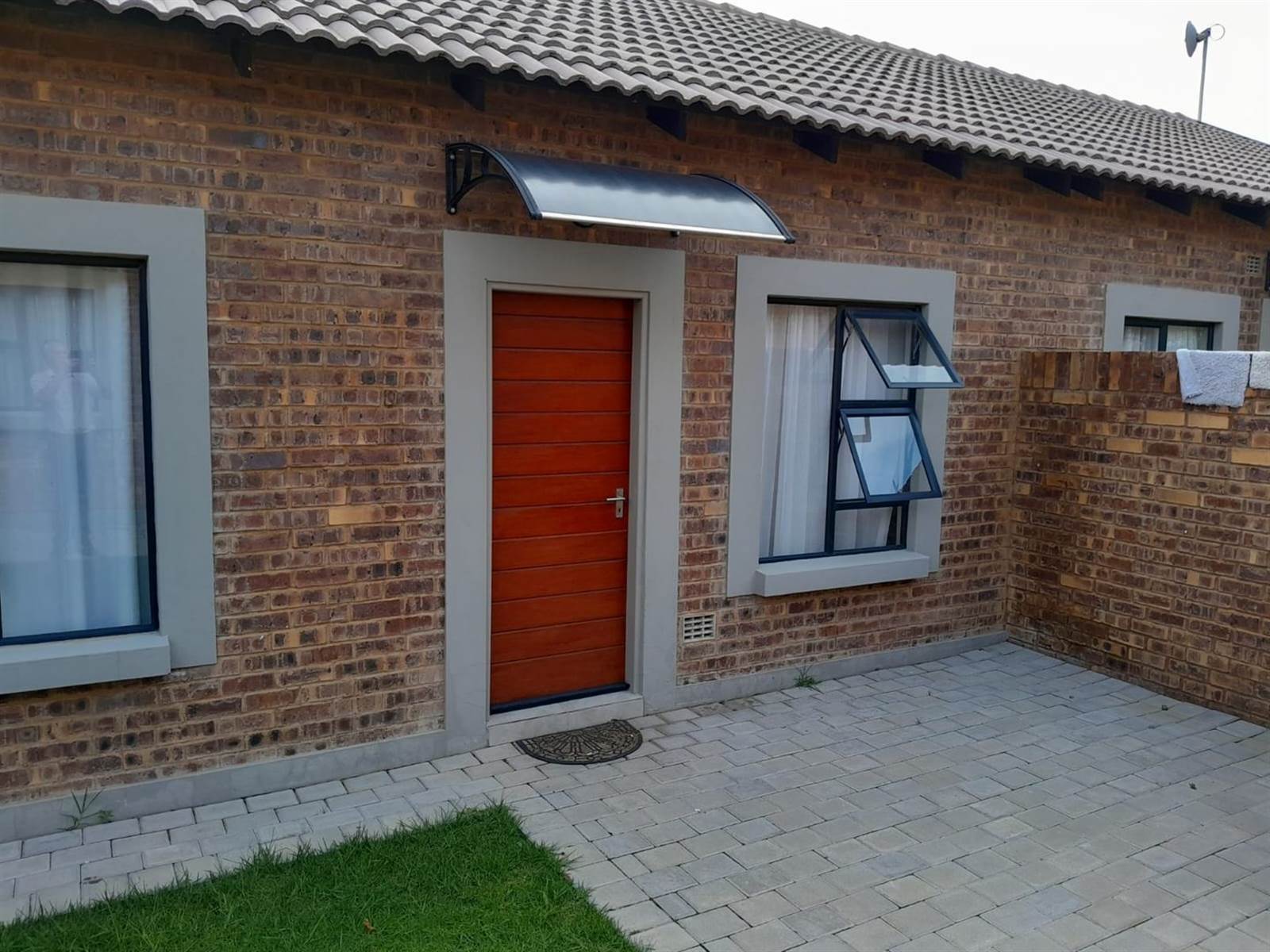 3 Bed Townhouse in Trichardt photo number 22