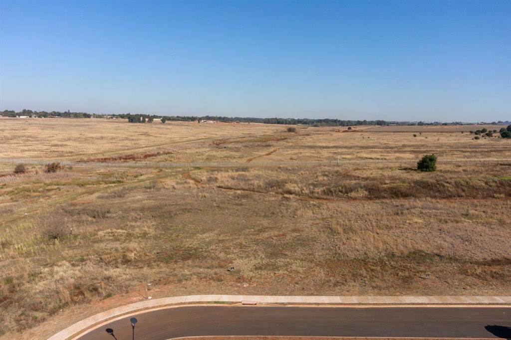 1001 m² Land available in Serengeti photo number 10