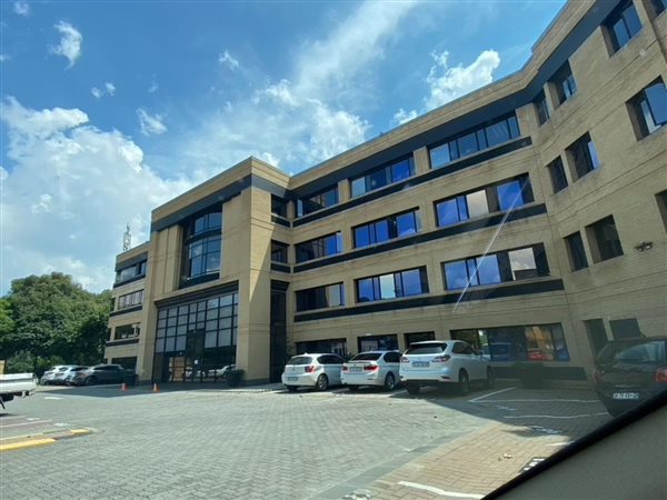 750  m² Commercial space in Parktown